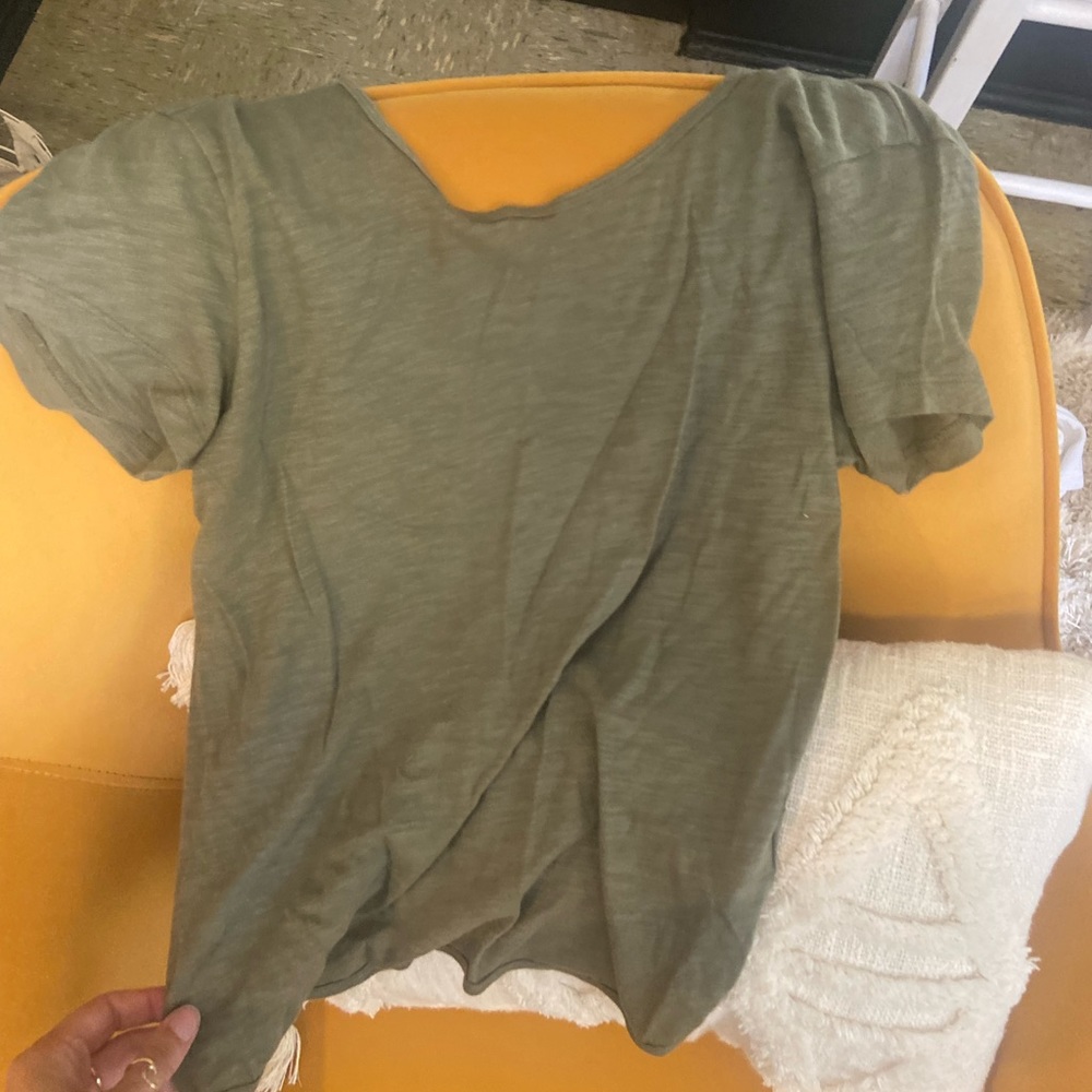 Abercrombie t shirt